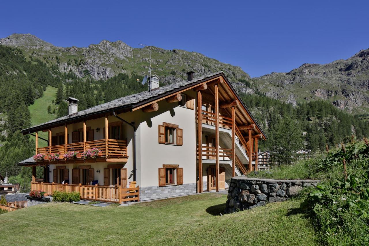 Ellex Eco Hotel Грессоней-ла-Трините Экстерьер фото