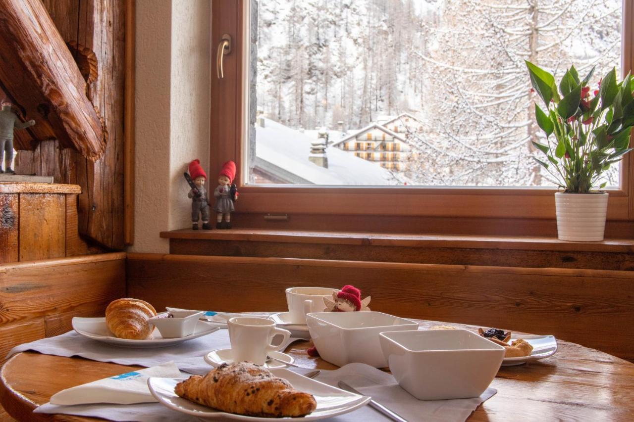 Ellex Eco Hotel Грессоней-ла-Трините Экстерьер фото