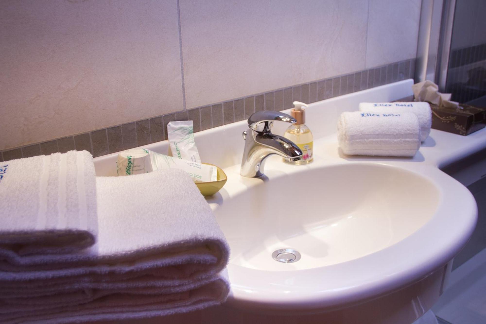 Ellex Eco Hotel Грессоней-ла-Трините Номер фото