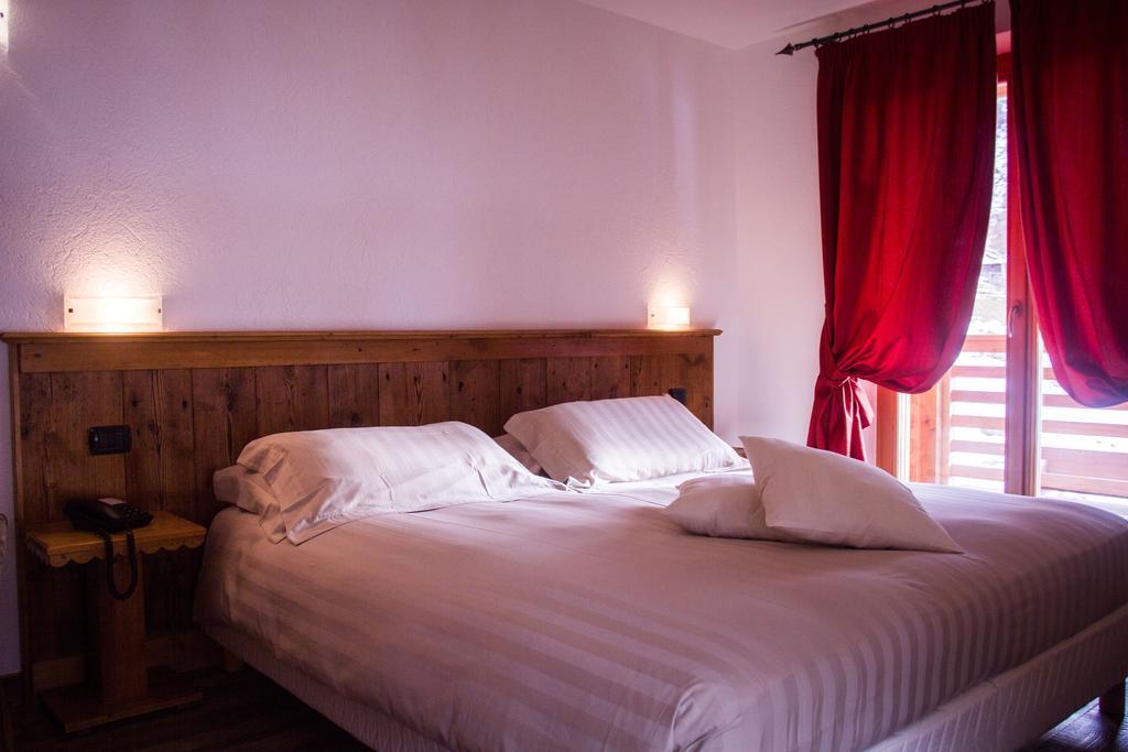 Ellex Eco Hotel Грессоней-ла-Трините Экстерьер фото